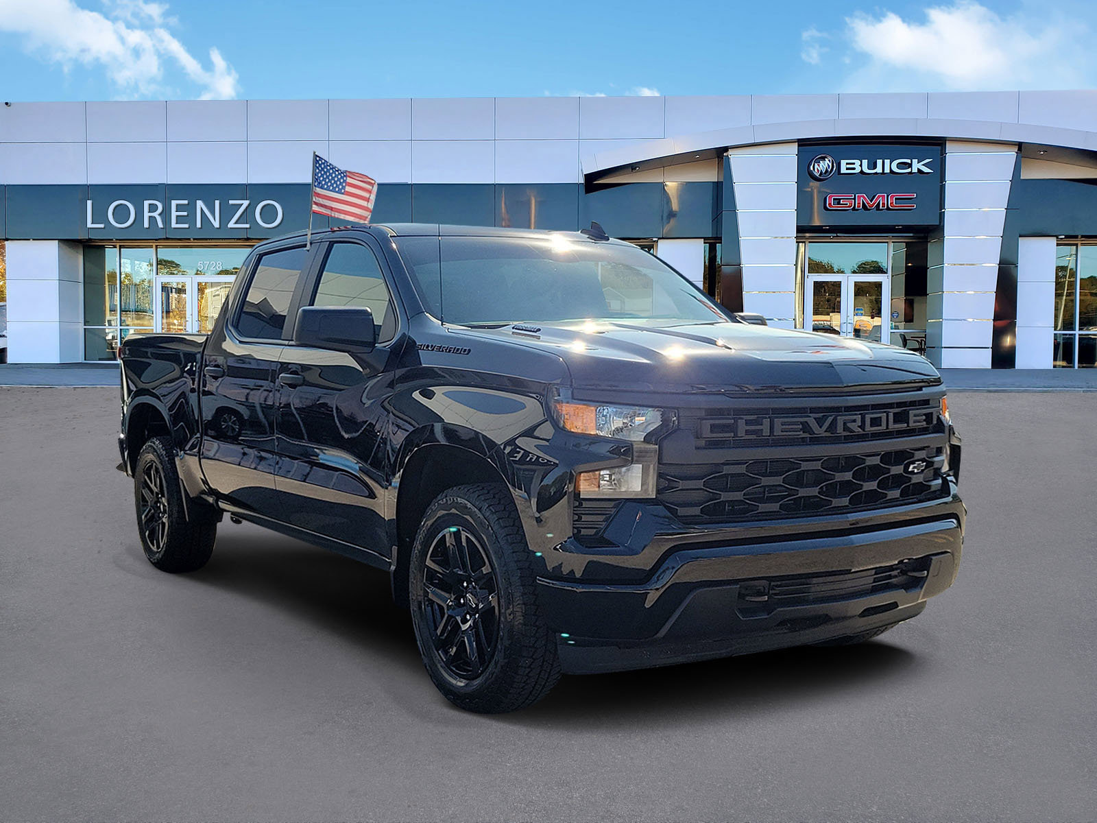 Used 2026 Chevrolet Silverado 1500 Custom w/ Turbomax Blackout Package RWD image 3