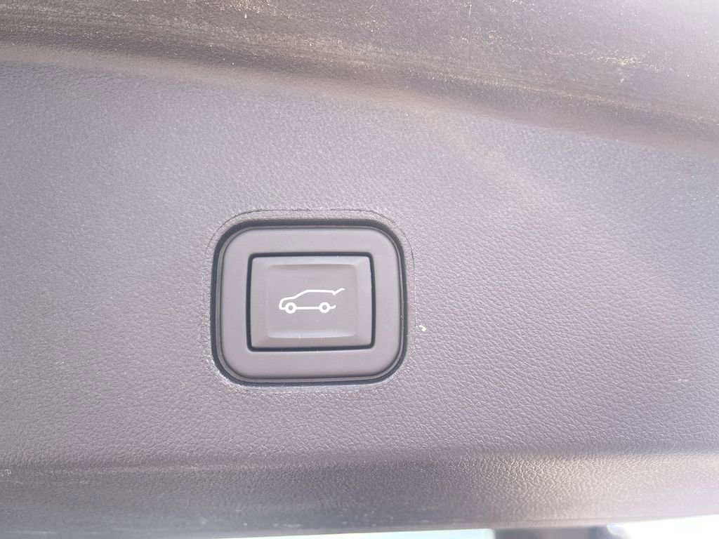 Certified 2024 Cadillac Lyriq Sport AWD/4WD image 16