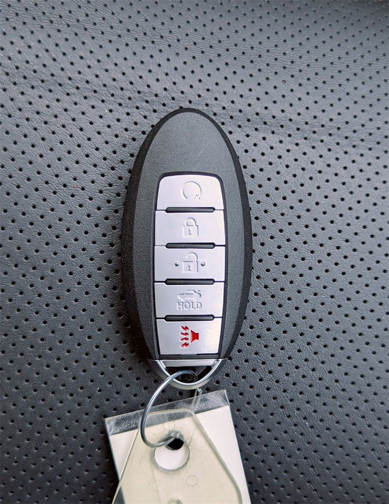 Certified 2025 Nissan Rogue Platinum w/ Platinum Premium Package image 34