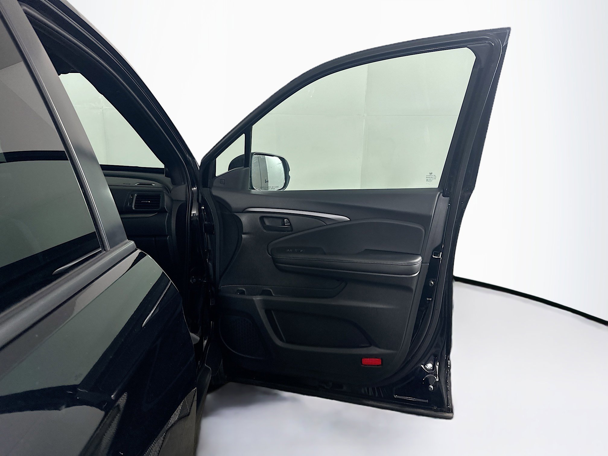Used 2023 Honda Passport EX-L image 32