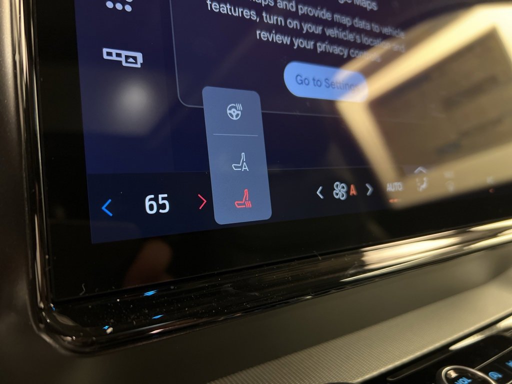 New 2025 Ford Expedition Active image 12