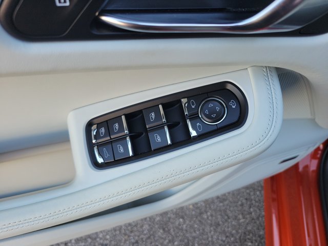 Certified 2023 Porsche Macan GTS AWD/4WD image 26