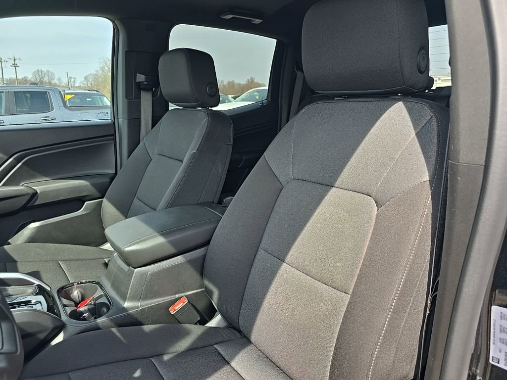 Used 2024 Chevrolet Colorado Trail Boss image 19