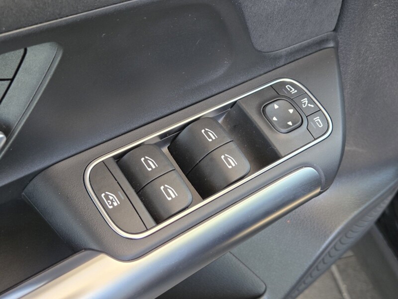 Certified 2026 Mercedes-Benz GLA 250 image 24