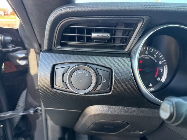 Used 2023 Ford Mustang Coupe image 27