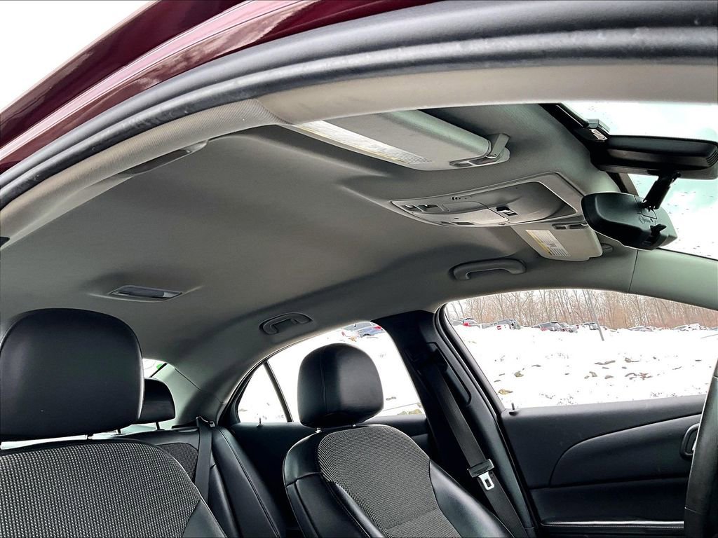 Used 2014 Chevrolet Malibu LT image 19