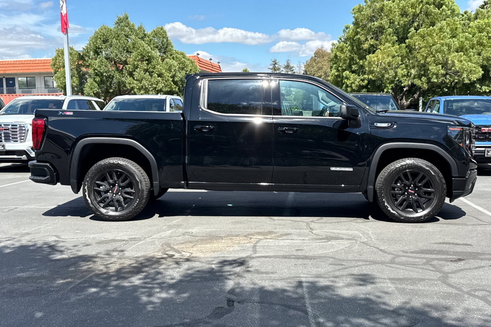 New 2026 GMC Sierra 1500 Elevation w/ X31 Off-Road Package AWD/4WD image 3