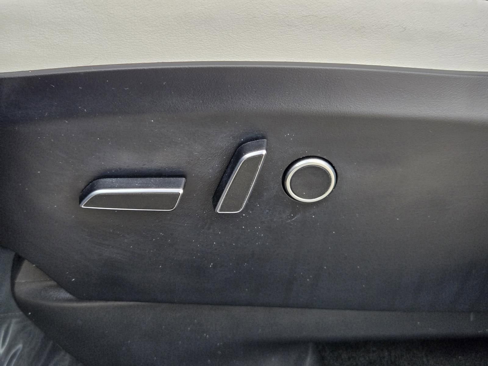 Used 2024 Tesla Model X Plaid AWD/4WD image 21
