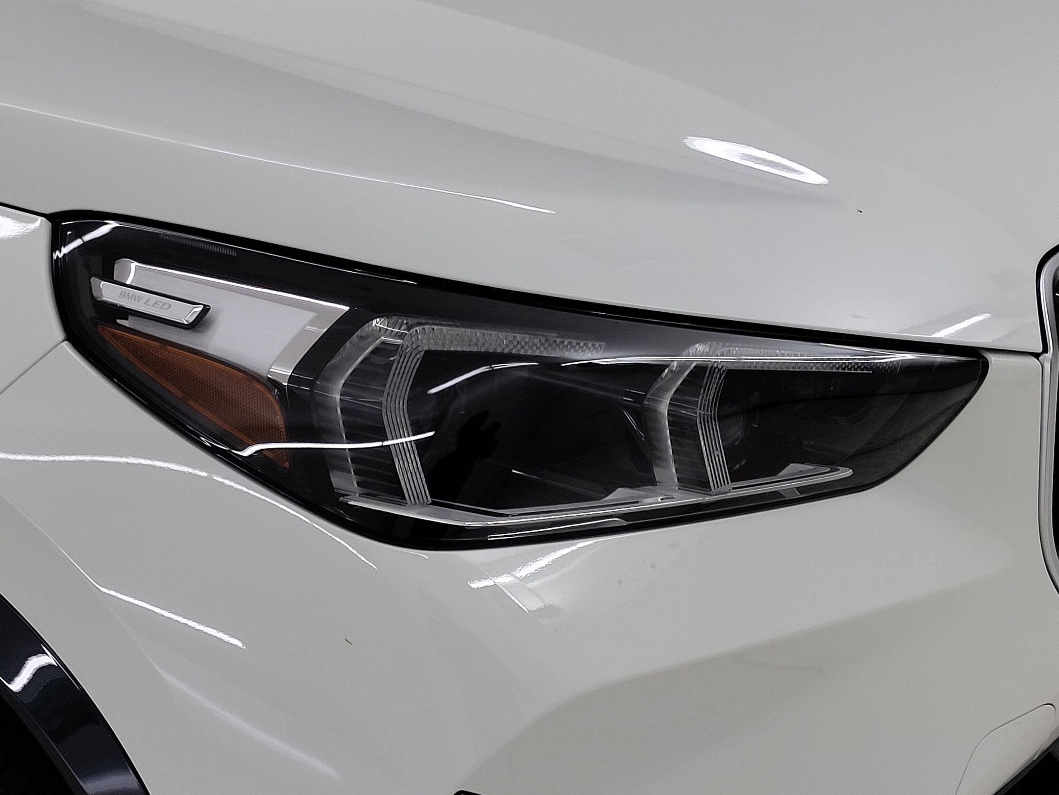 Used 2026 BMW X1 xDrive28i AWD/4WD image 3
