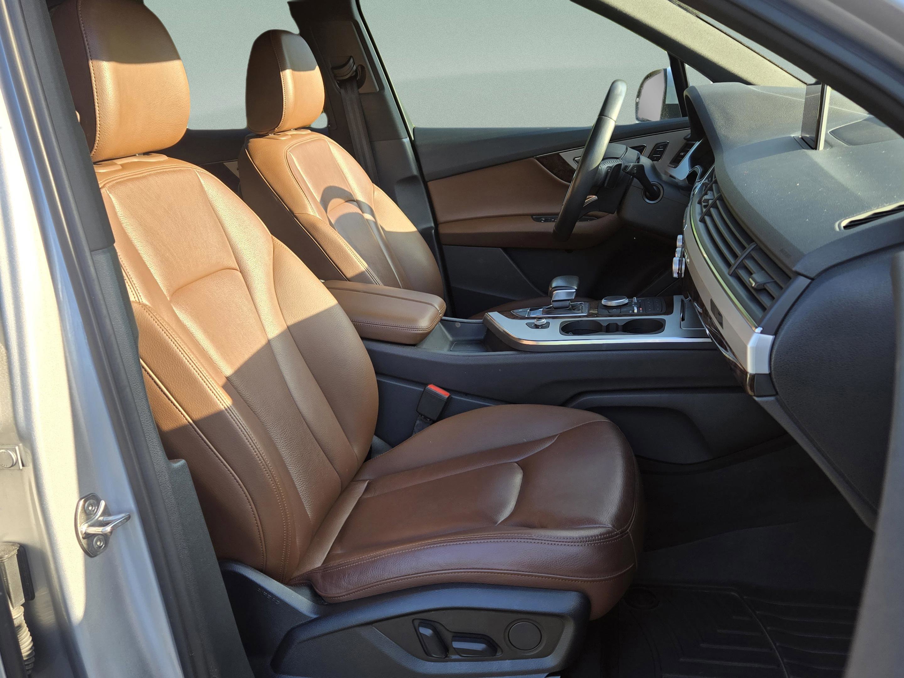 Used 2018 Audi Q7 2.0T Premium AWD/4WD image 20