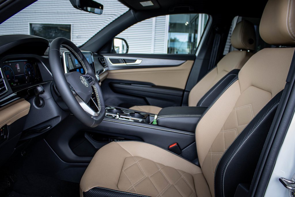 New 2026 Volkswagen Atlas Cross Sport SE image 28