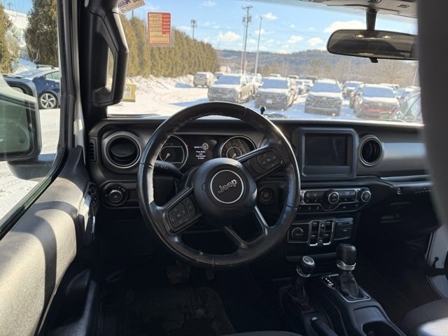 Used 2023 Jeep Wrangler Willys image 18
