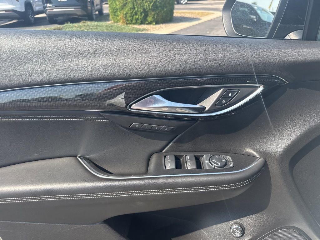 Used 2023 Buick Envision Essence w/ Sport Touring Package image 25