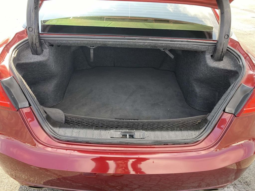 Used 2018 Nissan Maxima 3.5 S image 14