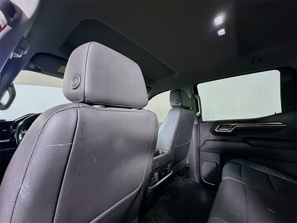 Used 2022 Chevrolet Silverado 1500 LTZ image 10