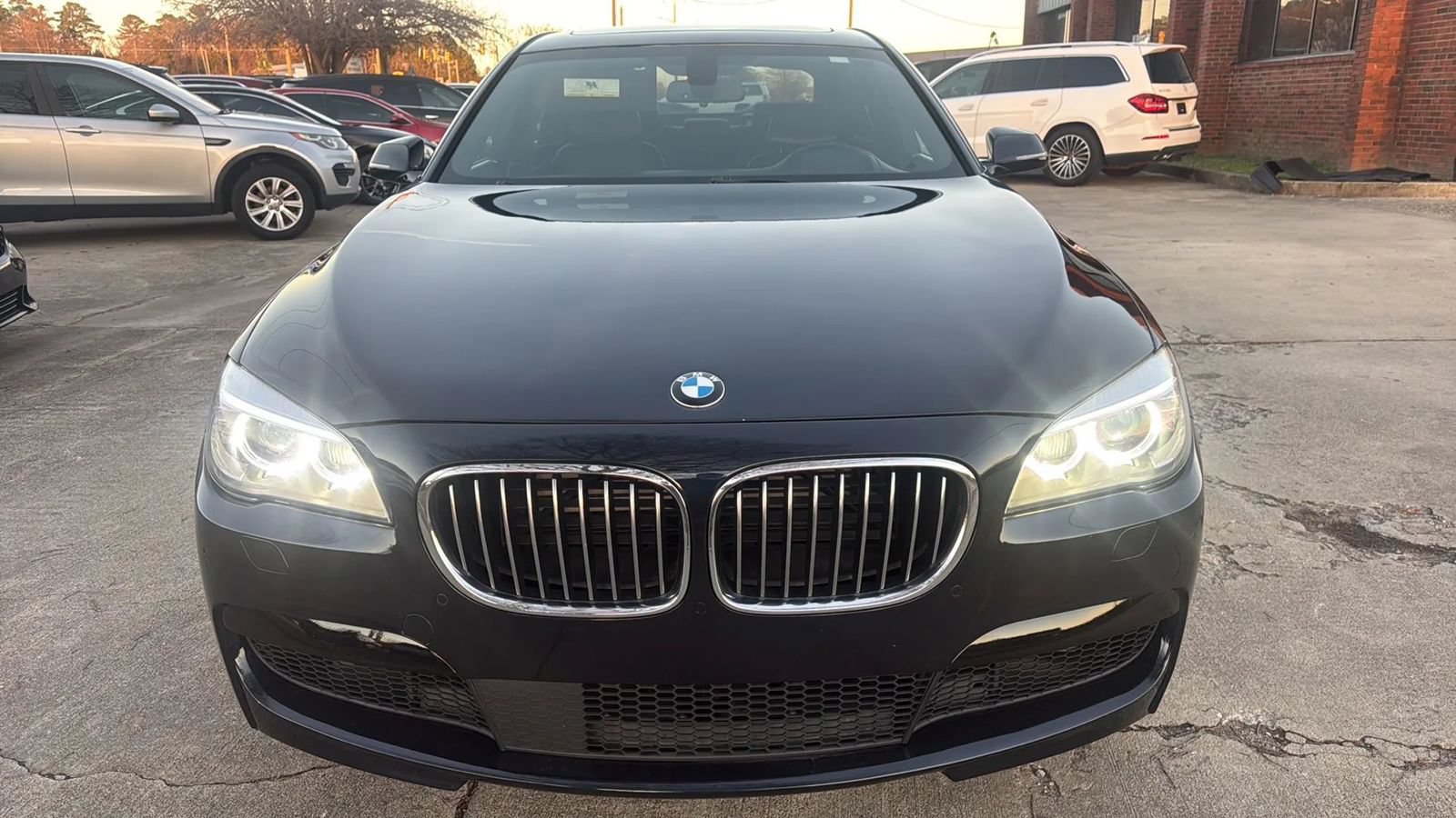 Used 2014 BMW 750Li xDrive AWD/4WD image 8