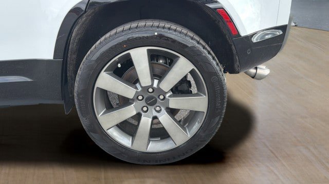 New 2026 Land Rover Defender 110 V8 image 29