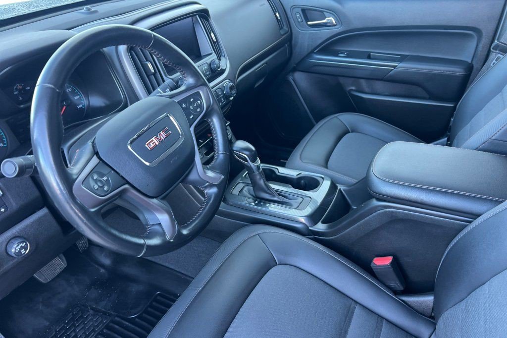 Certified 2022 GMC Canyon AT4 w/ Trailering Package image 5