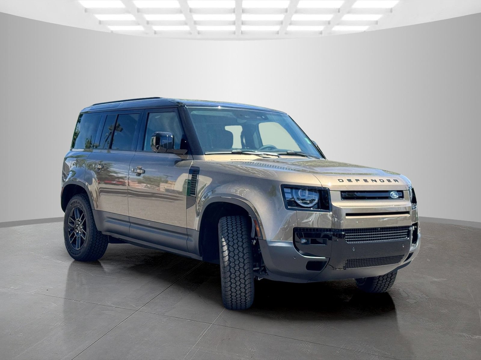 New 2026 Land Rover Defender 110 S AWD/4WD image 3