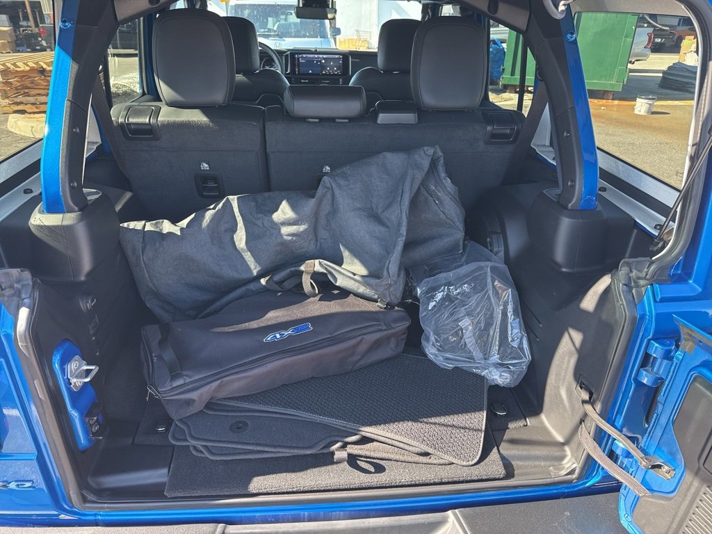 Used 2024 Jeep Wrangler Unlimited Rubicon 4xe image 13