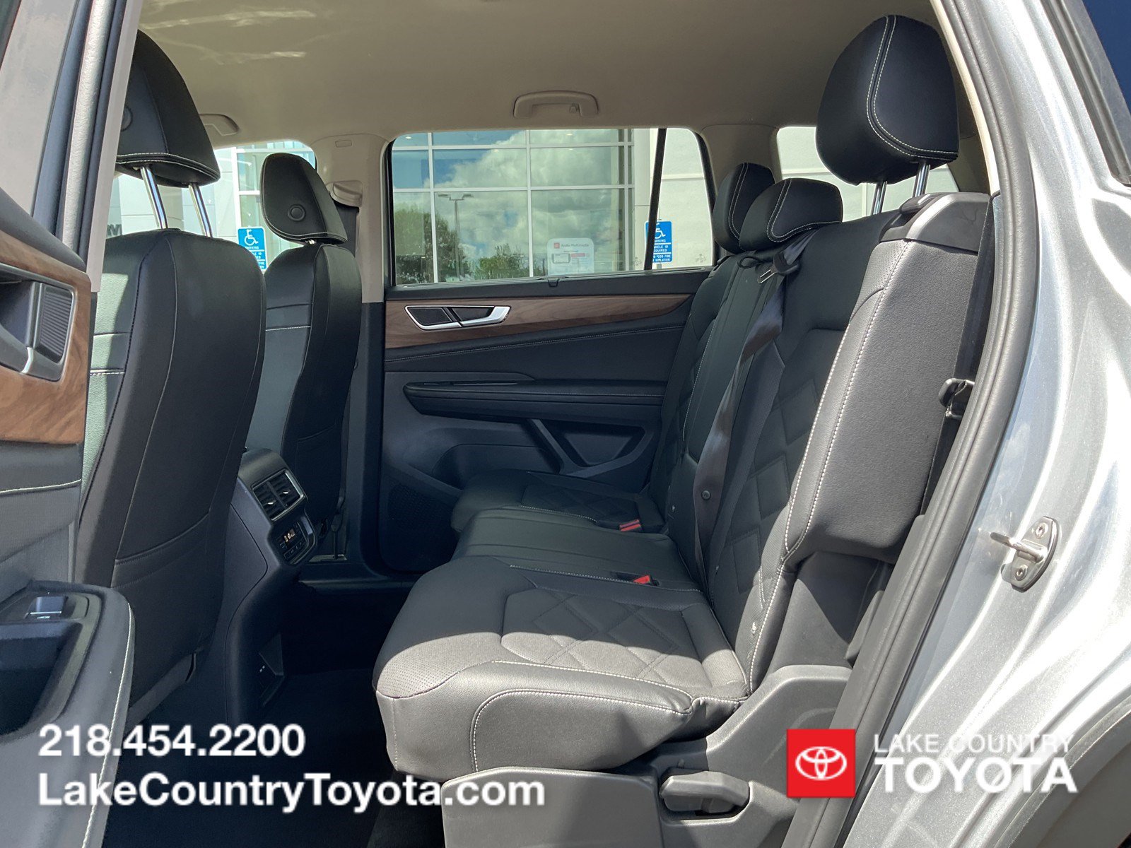 Used 2026 Volkswagen Atlas SE AWD/4WD image 21
