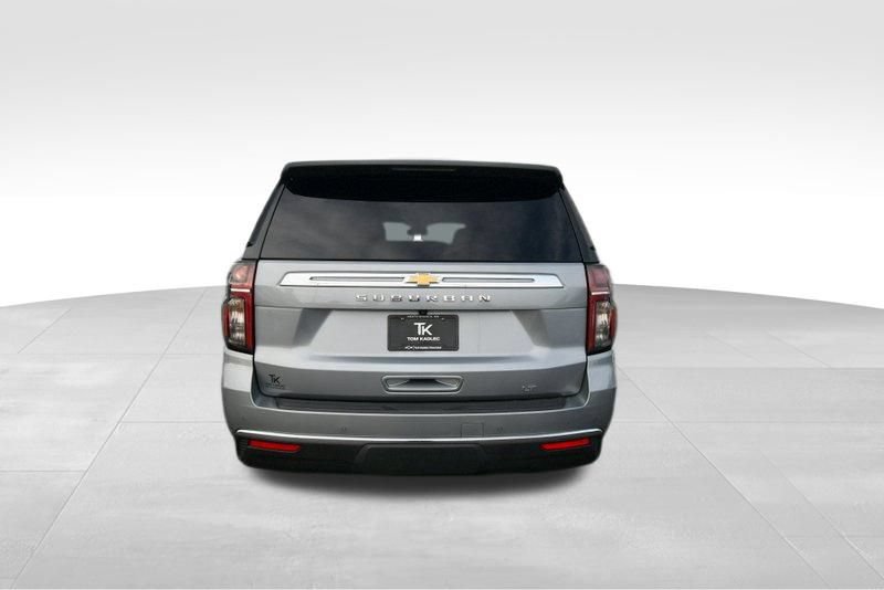 Used 2024 Chevrolet Suburban LT AWD/4WD image 6