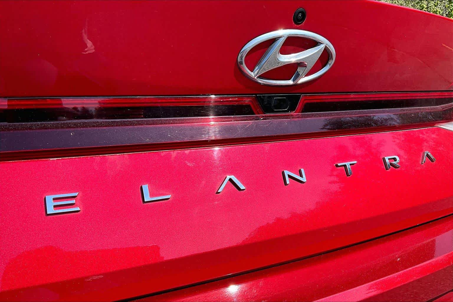 Used 2022 Hyundai Elantra SEL FWD image 62