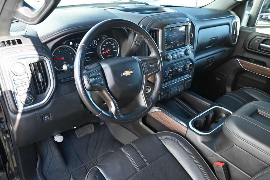 Used 2022 Chevrolet Silverado 3500 High Country image 12