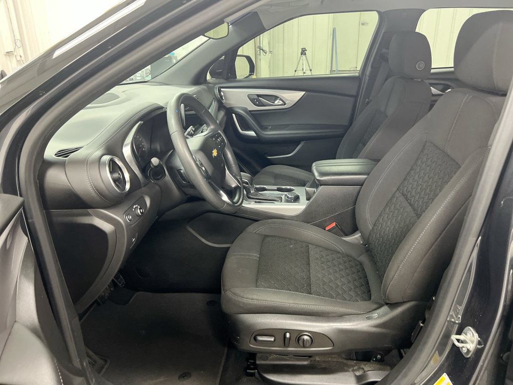 Used 2021 Chevrolet Blazer LT FWD image 19
