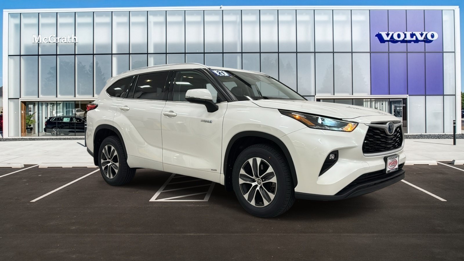 Used 2021 Toyota Highlander XLE
