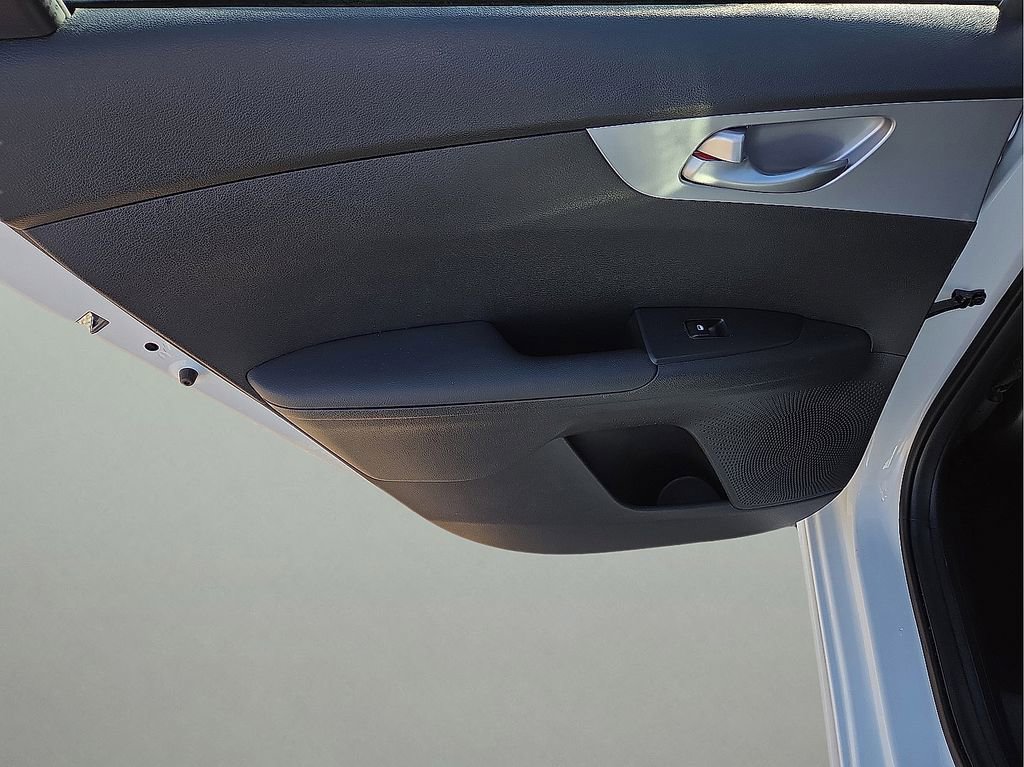 Used 2024 Kia Forte LXS image 21