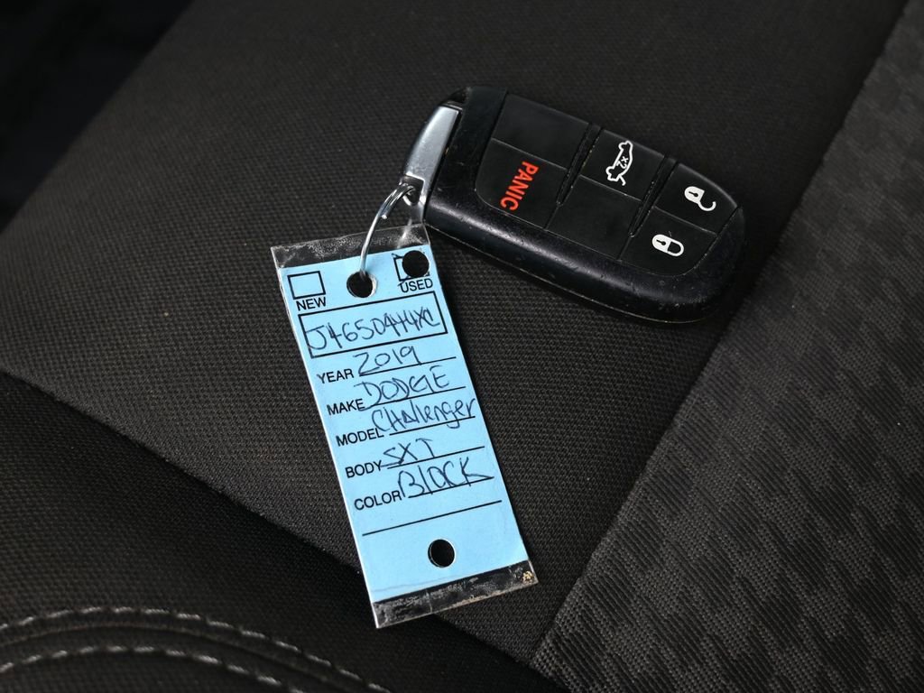 Used 2019 Dodge Challenger SXT image 25