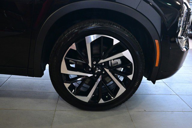 Used 2024 Mitsubishi Outlander SEL Black Edition image 48