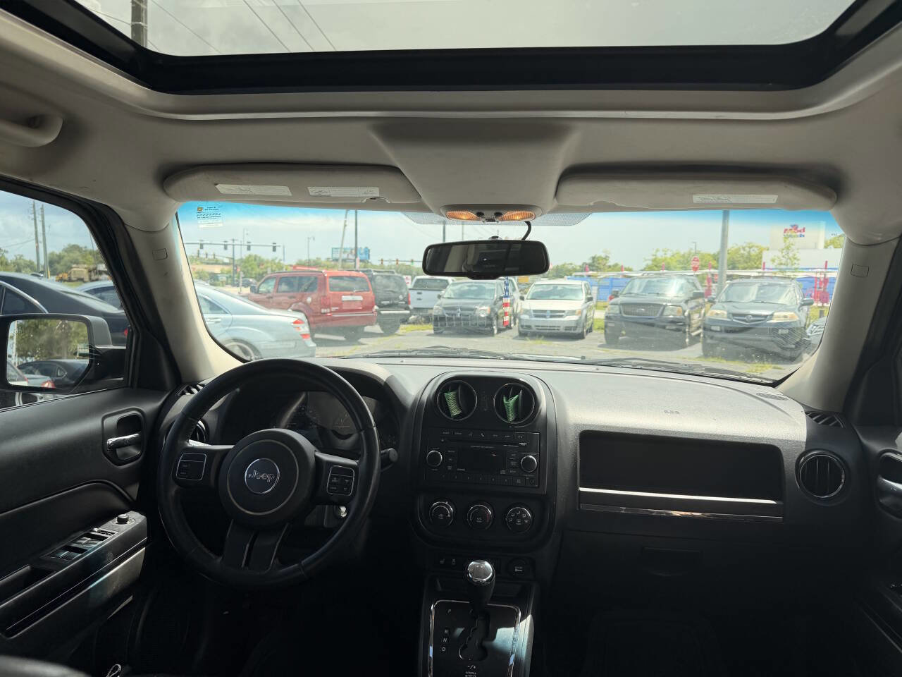 Used 2014 Jeep Patriot High Altitude FWD image 14