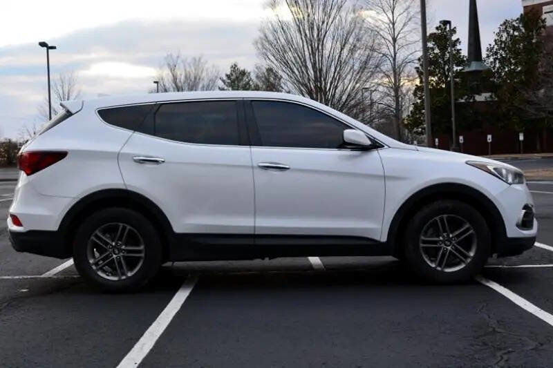 Used 2017 Hyundai Santa Fe Sport image 4