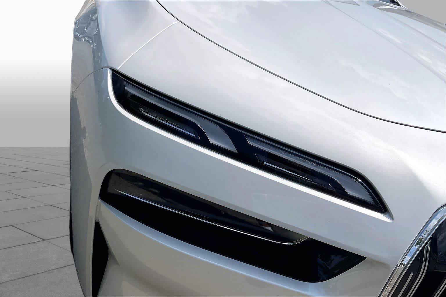 Used 2024 BMW i7 eDrive50 RWD image 28