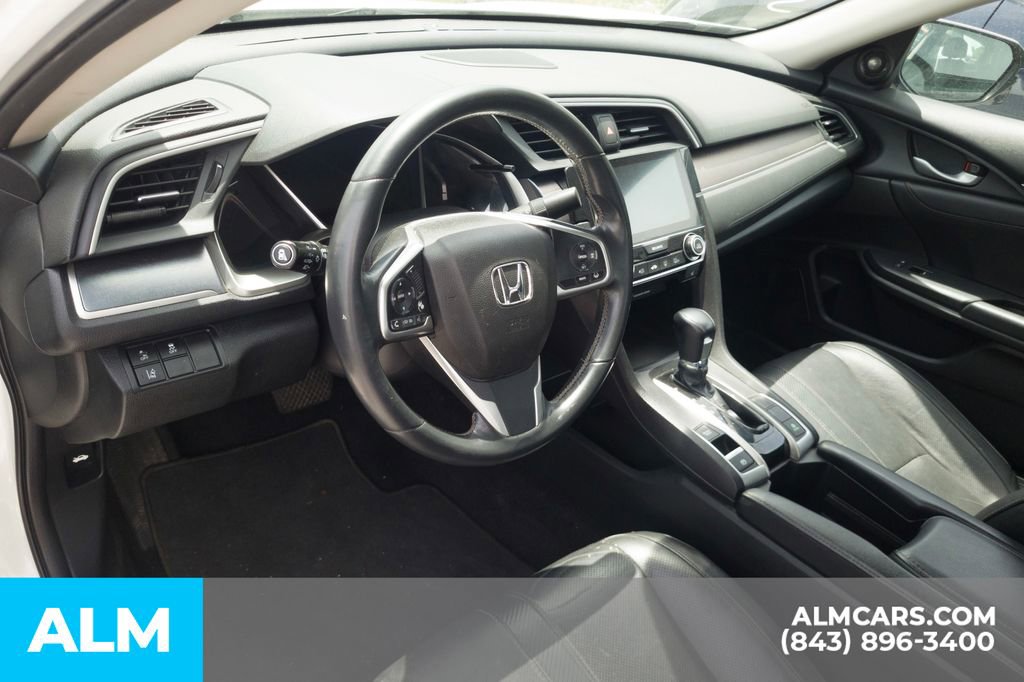 Used 2017 Honda Civic Touring image 5