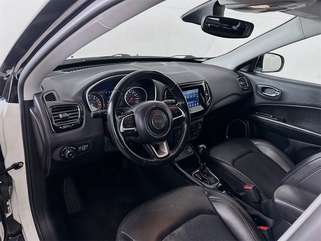 Used 2019 Jeep Compass Altitude image 9