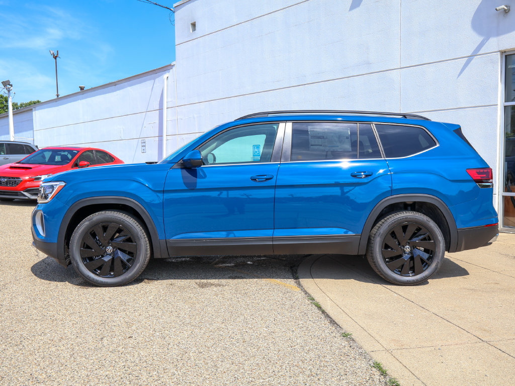 New 2026 Volkswagen Atlas SE AWD/4WD image 2