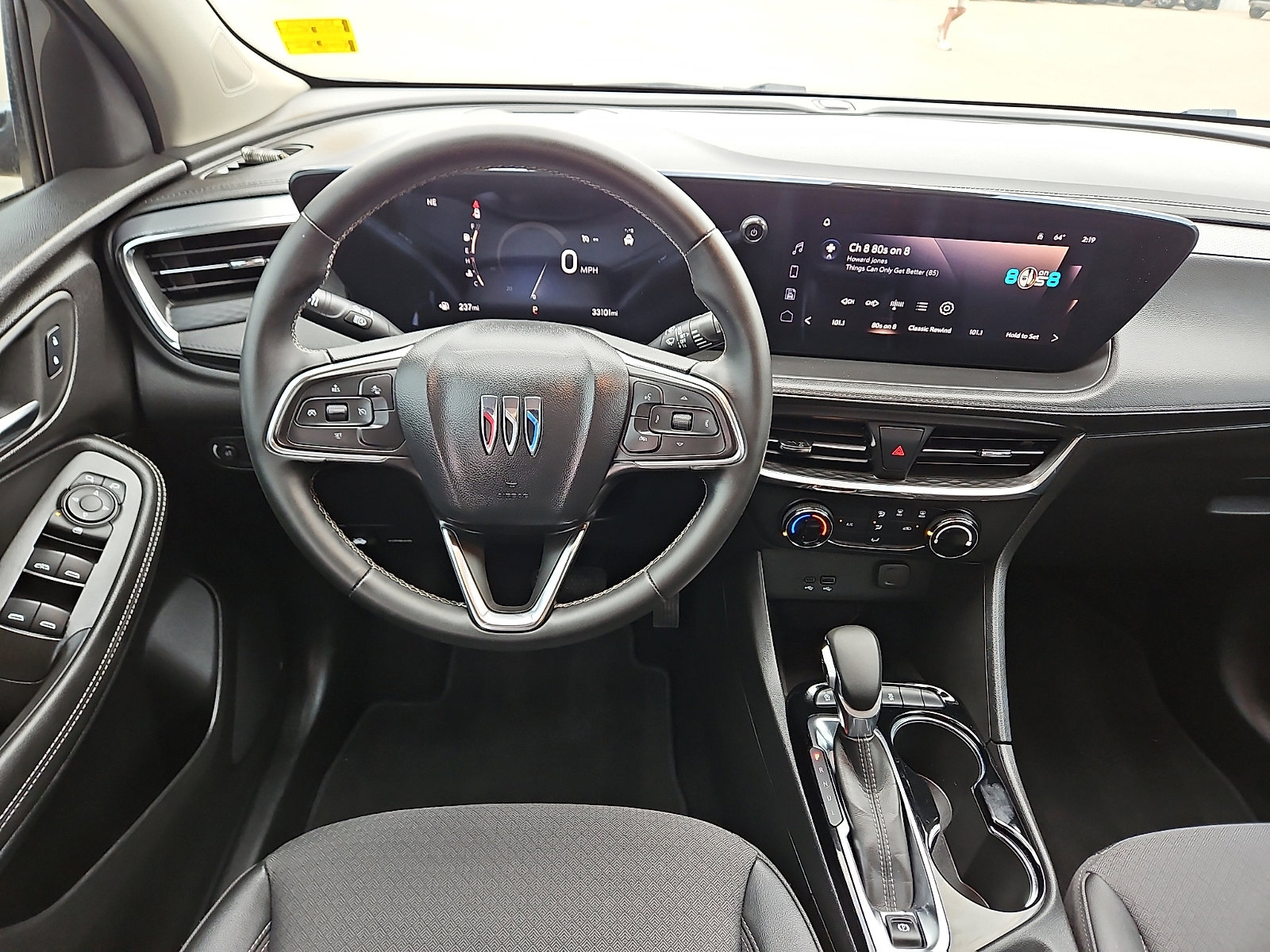 Used 2025 Buick Encore GX Preferred FWD image 9
