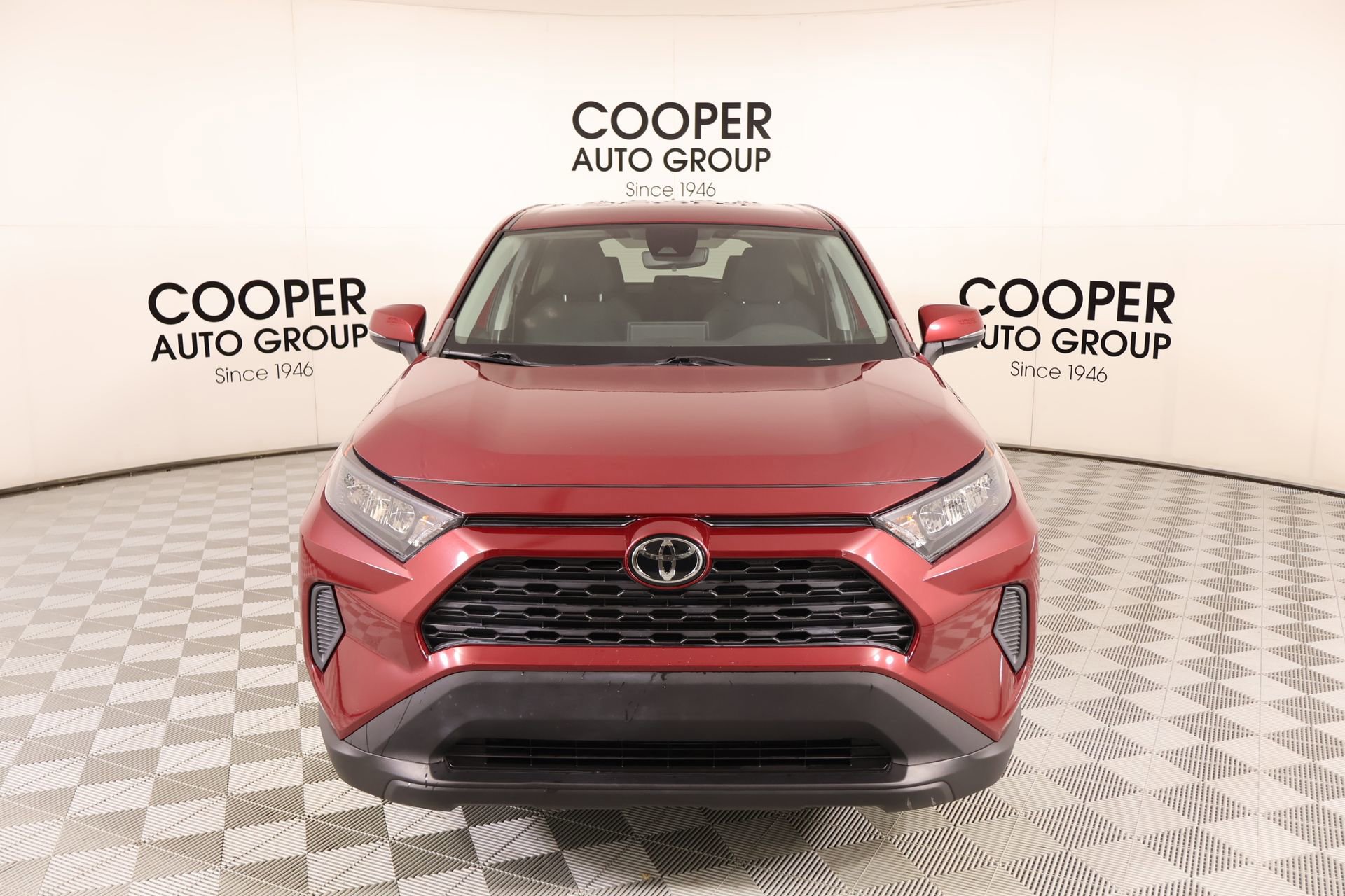 Used 2022 Toyota RAV4 LE image 8