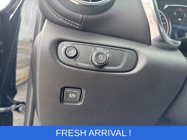 Used 2024 Chevrolet Blazer LT w/ Midnight/Sport Edition image 6