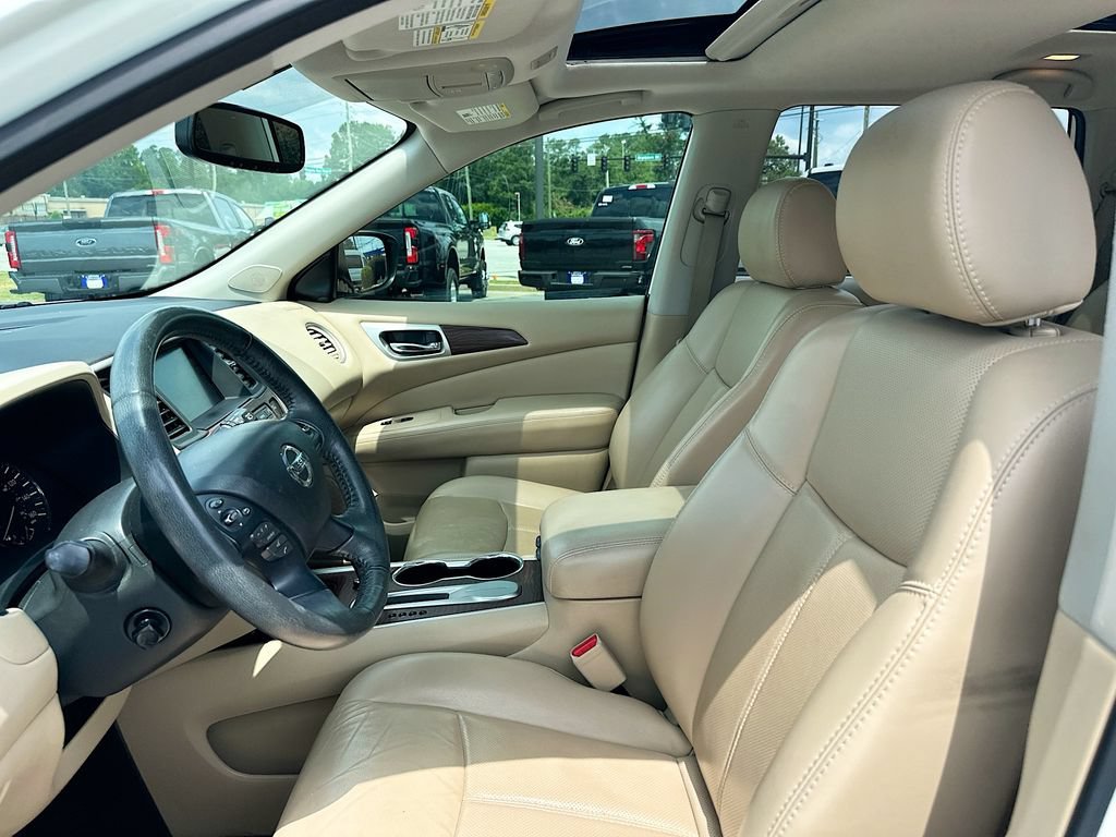 Used 2018 Nissan Pathfinder Platinum FWD image 8