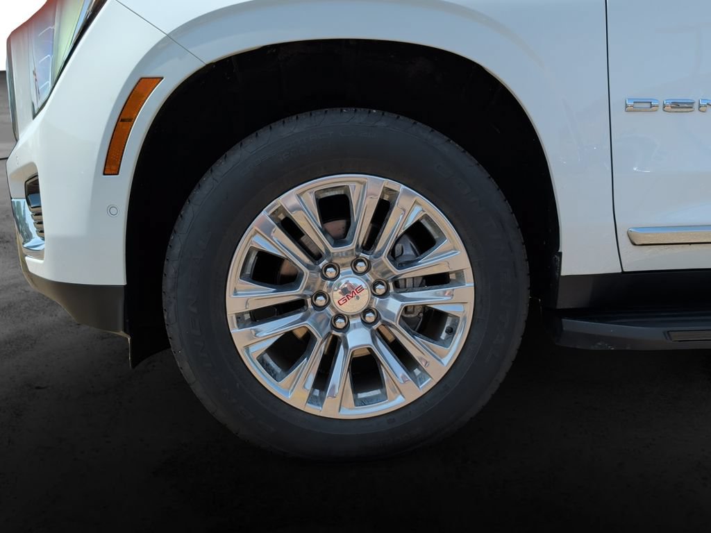Used 2025 GMC Yukon Denali AWD/4WD image 9