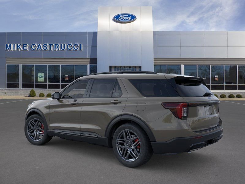New 2026 Ford Explorer ST-Line w/ ST-Line Street Pack AWD/4WD image 4