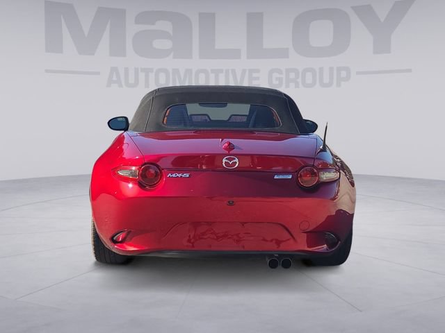 Used 2019 MAZDA MX-5 Miata Grand Touring RWD image 4