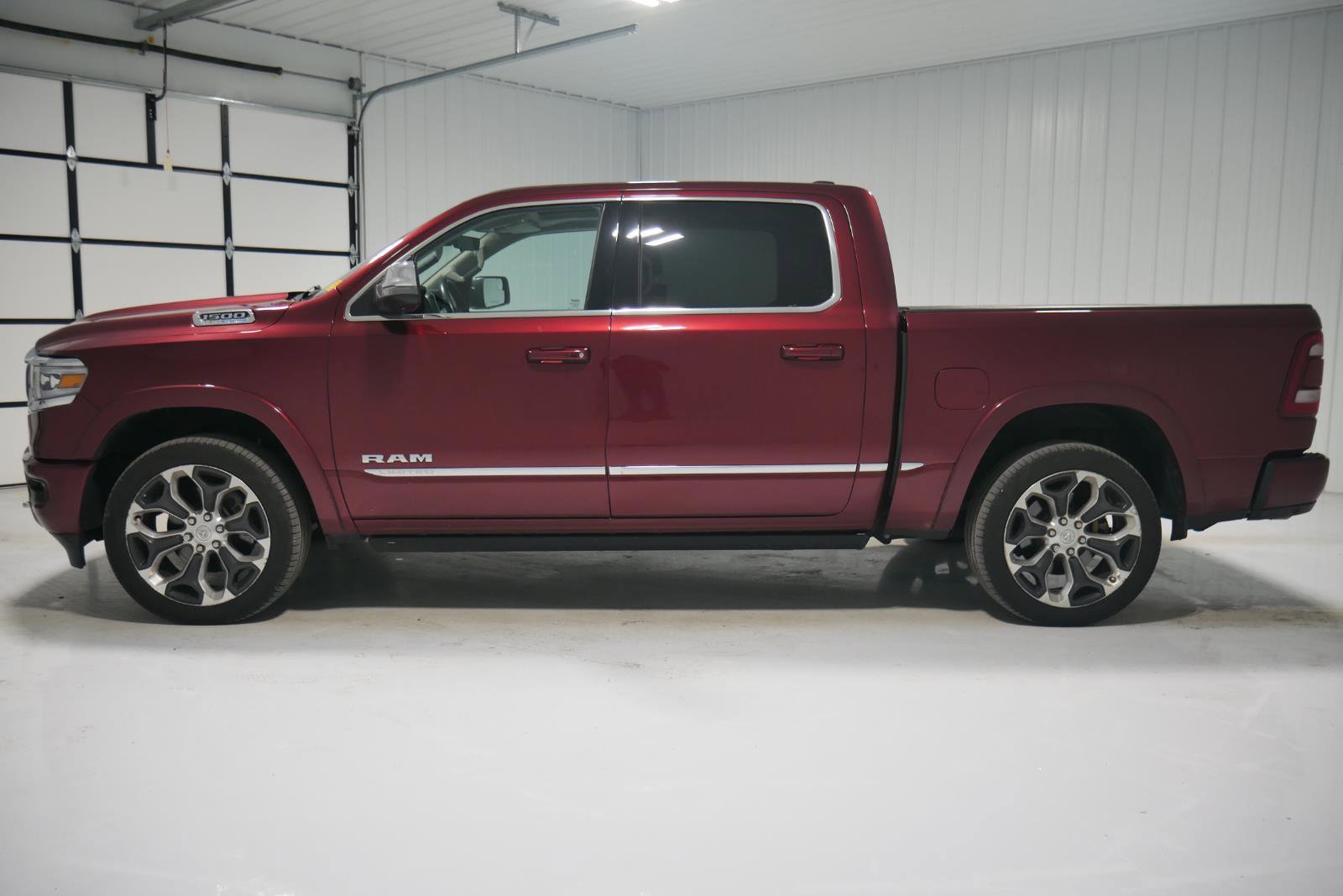 Used 2023 RAM 1500 Limited image 8