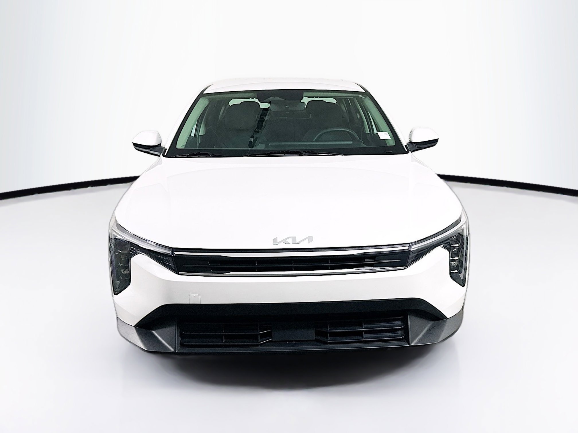 Used 2025 Kia K4 LXS image 2