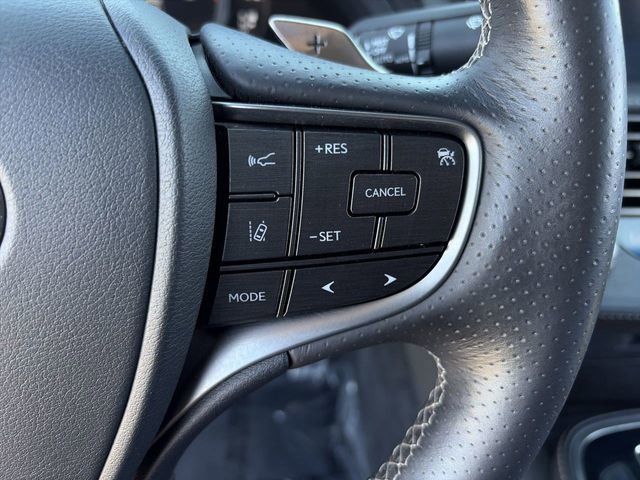 Used 2018 Lexus LS 500 F Sport w/ Performance Package image 23