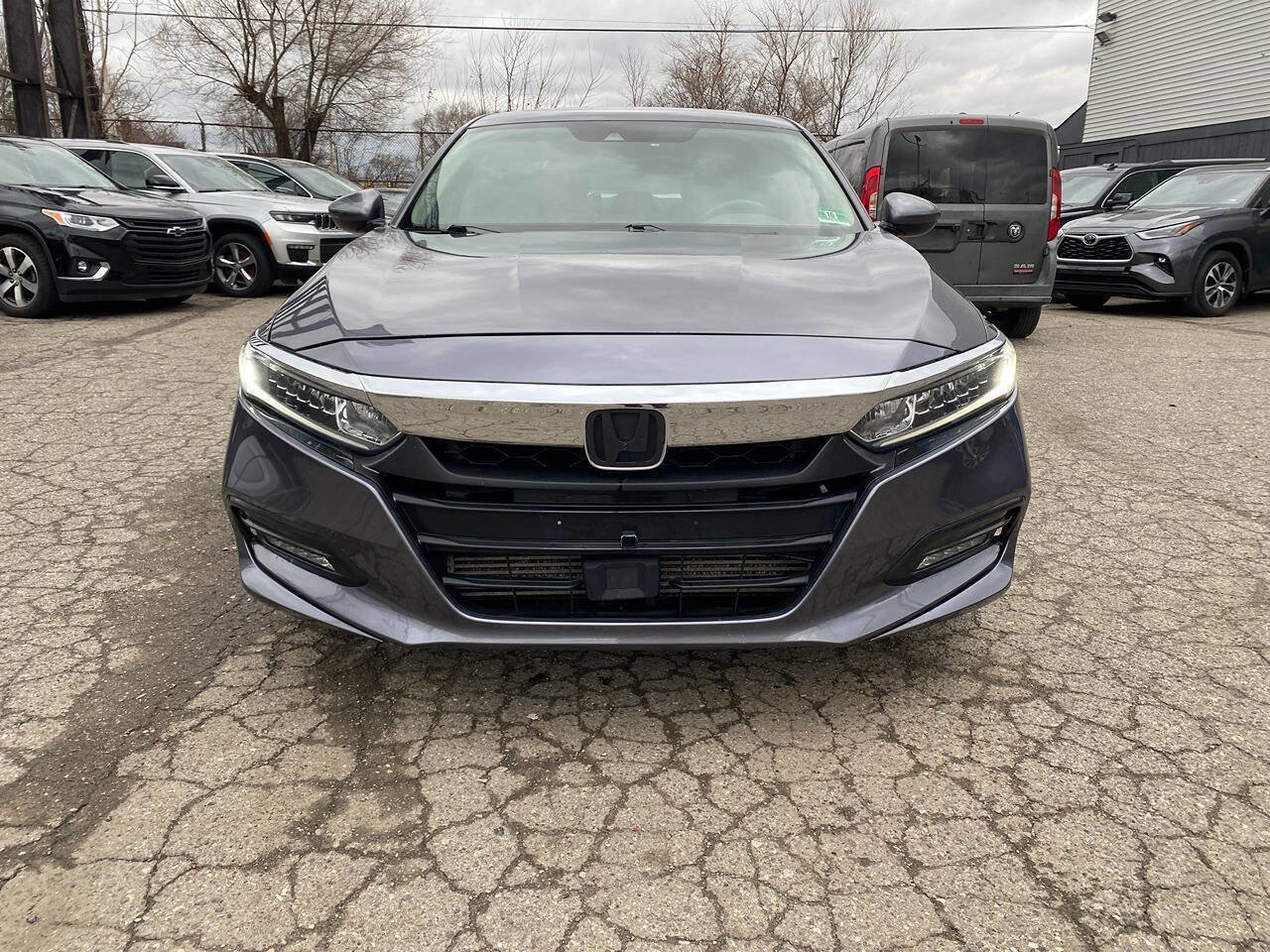 Used 2018 Honda Accord EX-L image 4